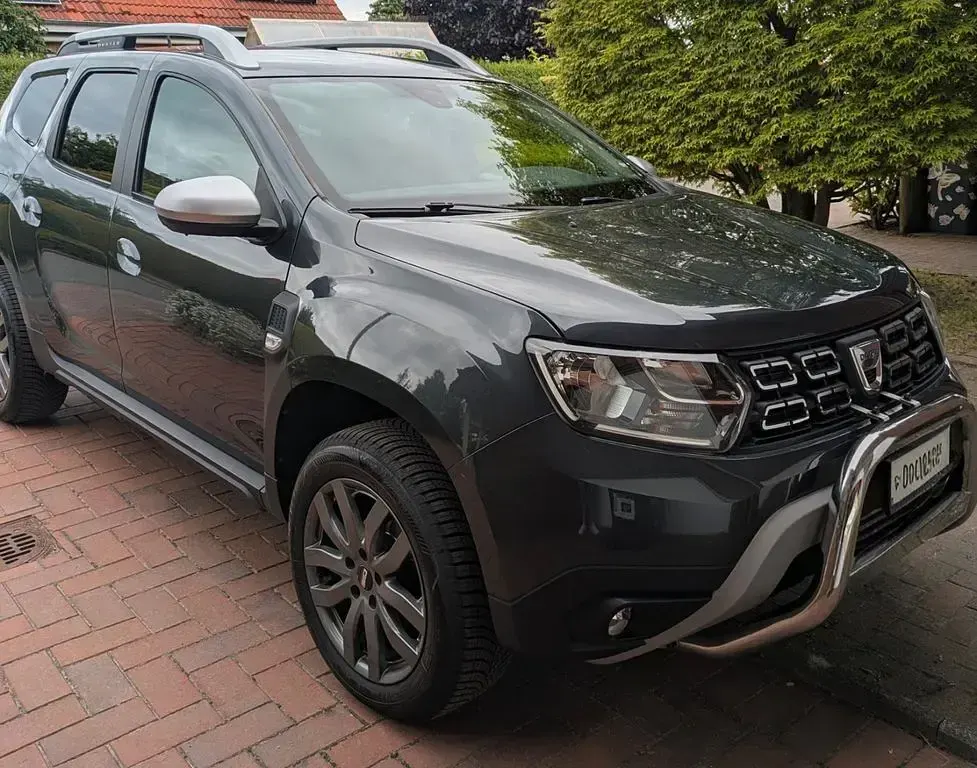 Gebraucht Dacia Duster Prestige 114 PS (83 kW) 2018 Grau SUV