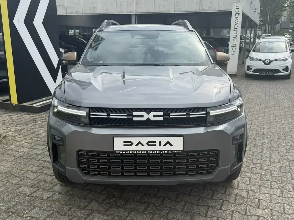 Neu Dacia Bigster Extreme 140 PS (102 kW) 2026 Grau SUV