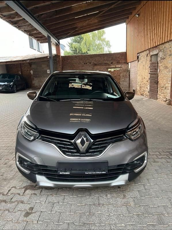 Gebraucht Renault Captur Intens 118 PS (86 kW) 2018 Grau SUV