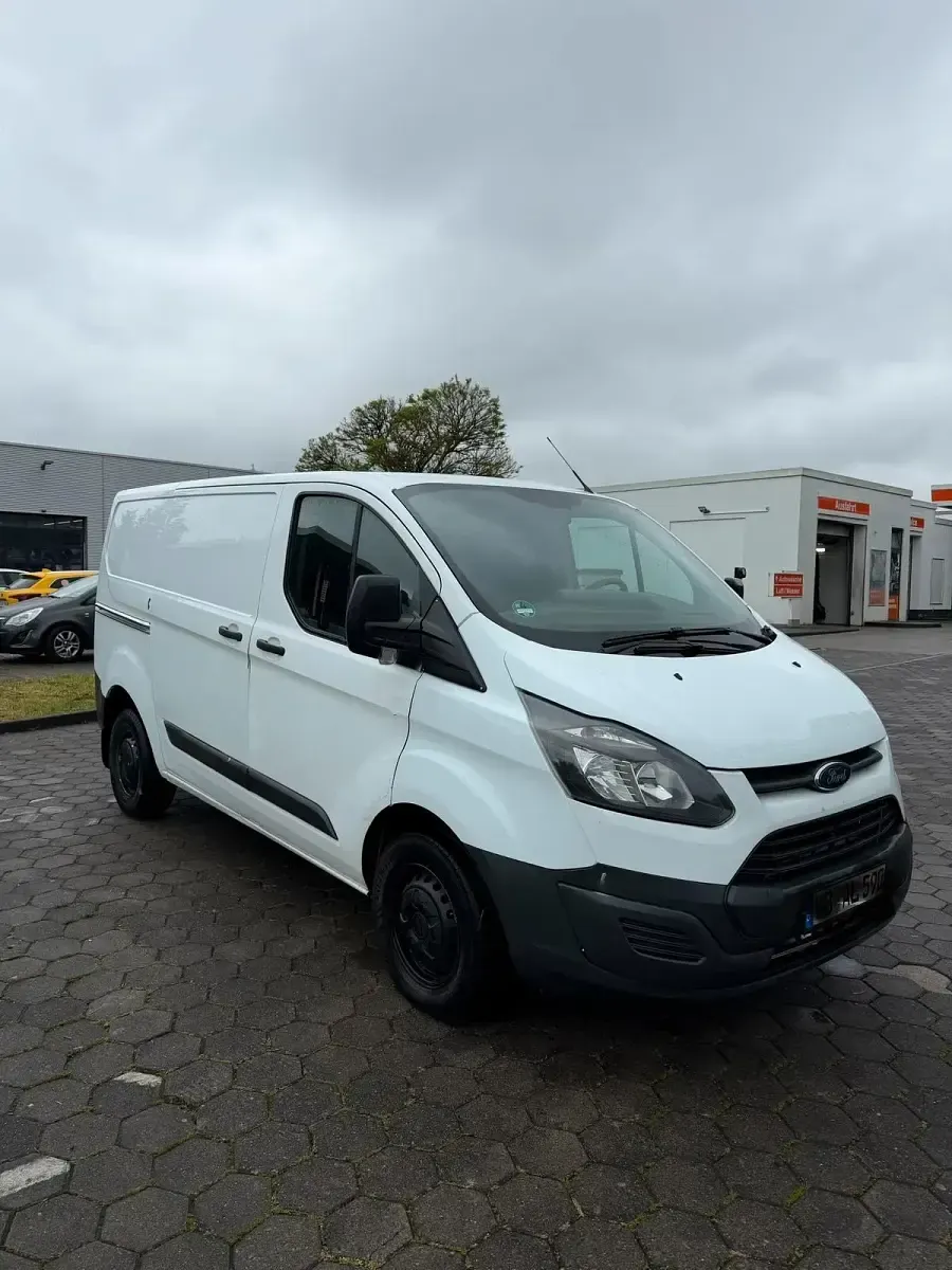 Gebraucht Ford Transit Custom 100 PS (73 kW) 2013 Weiß Van / Kleinbus