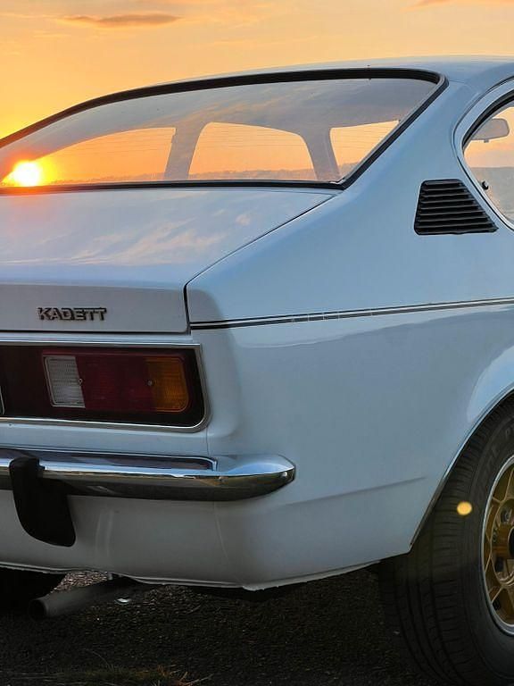 Gebraucht Opel Kadett 75 PS (55 kW) 1976 Weiß Coupé