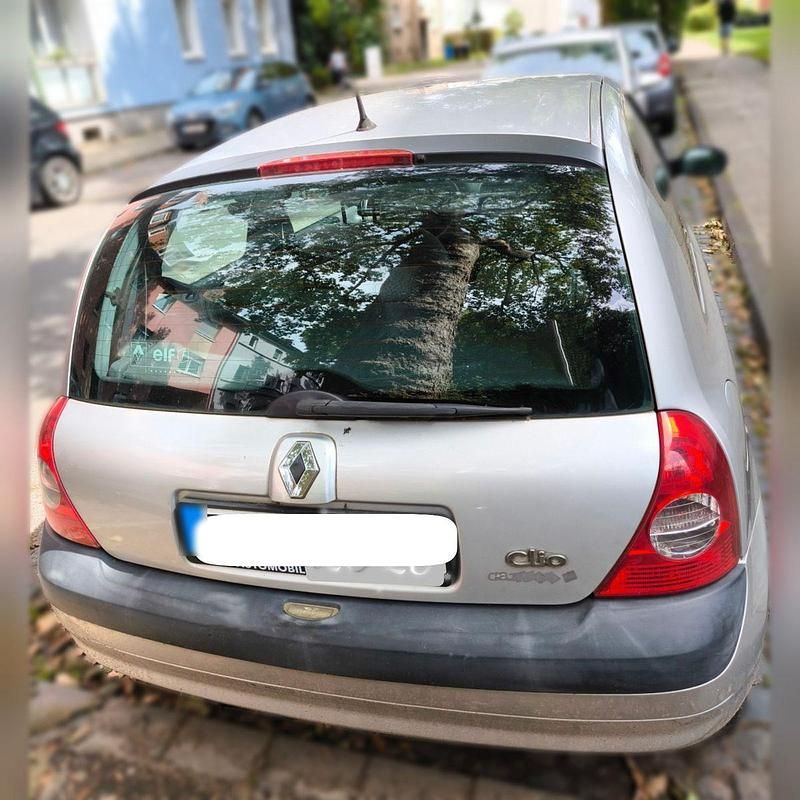 Gebraucht Renault Clio II Extreme 58 PS (42 kW) 2005 Silber Limousine