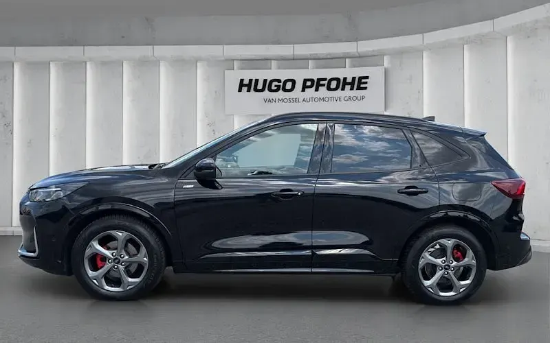 Gebraucht Ford Kuga ST-Line X 186 PS (136 kW) 2024 Schwarz SUV