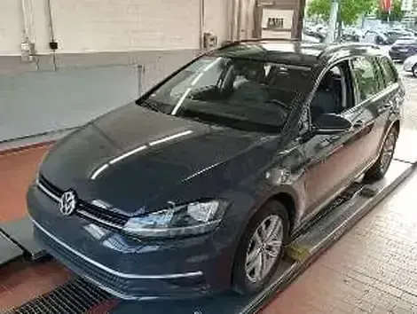 Gebraucht VW Golf VII Comfortline 116 PS (85 kW) 2019 Kombi