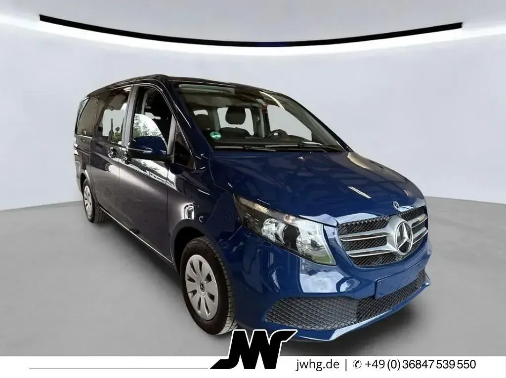 Gebraucht Mercedes V220 163 PS (119 kW) 2021 Blau Van / Kleinbus