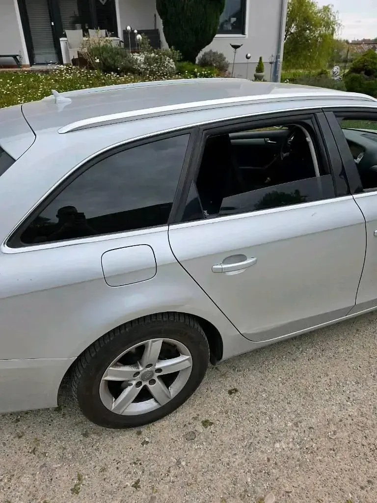 Używany Audi A4 160 KM (117 kW) 2009 Srebrny Kombi
