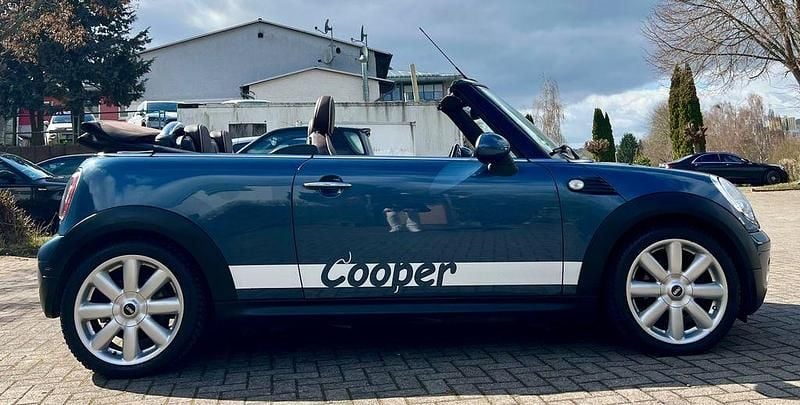 Gebraucht Mini Cooper Cabriolet 122 PS (89 kW) 2010 Blau Cabrio