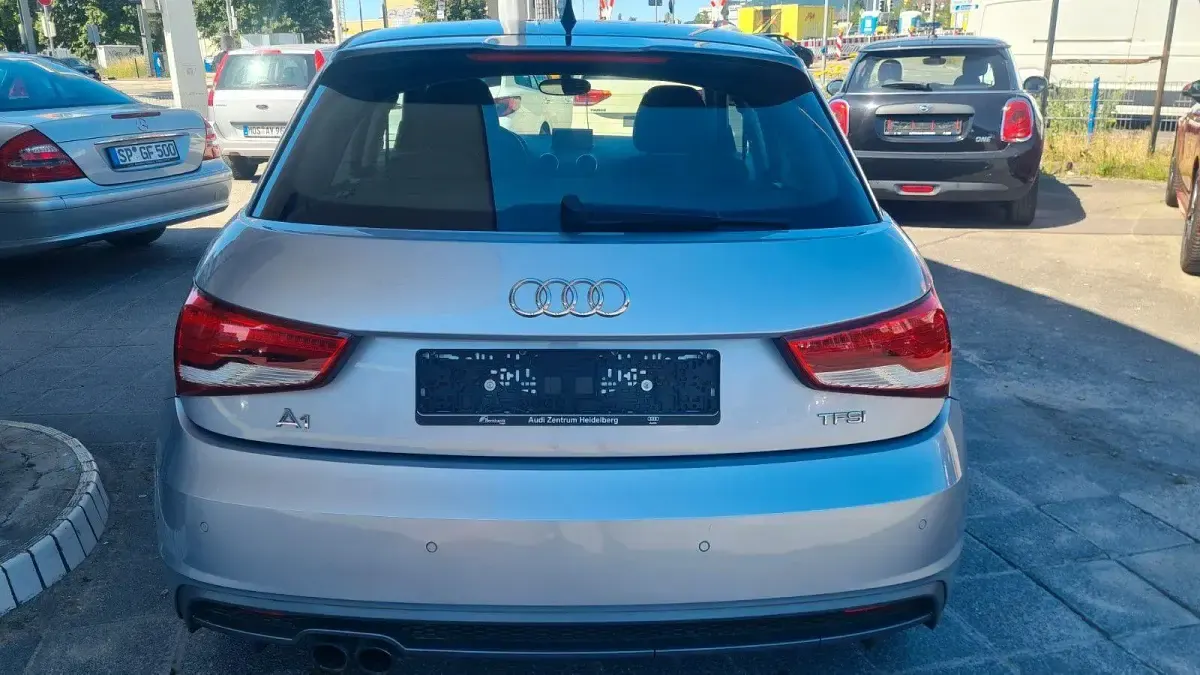 Gebraucht Audi A1 Sportback S-Line 125 PS (91 kW) 2017 Silber Kleinwagen