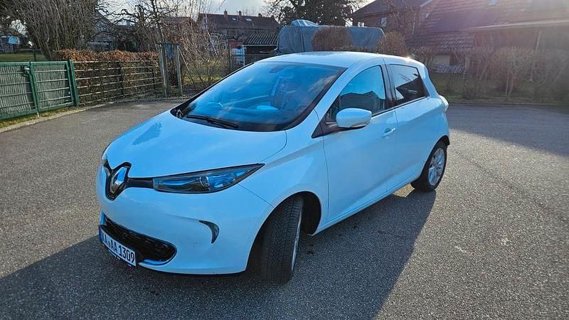 Gebraucht Renault Zoe Zen 64 kW (88 PS) 2012 Weiß Kleinwagen