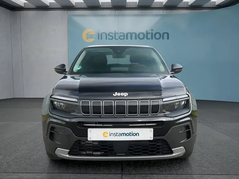 Gebraucht Jeep Avenger 101 PS (74 kW) 2024 Schwarz SUV