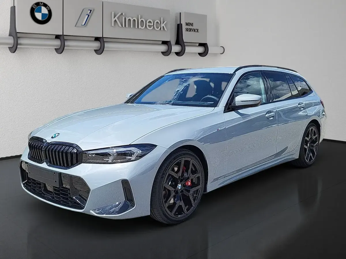Neu BMW 330 M Sport 245 PS (180 kW) 2026 M brooklyn grau Kombi
