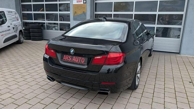 Gebraucht BMW 550 Shadowline 408 PS (300 kW) 2010 Schwarz Limousine