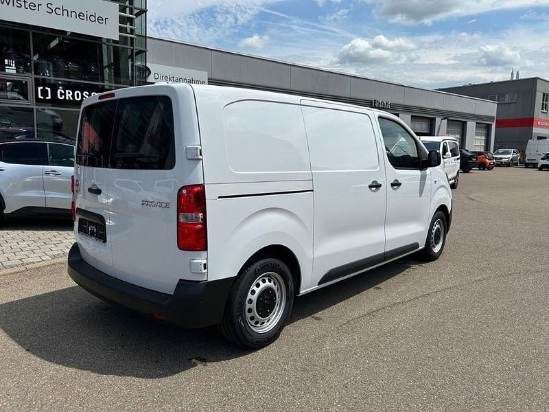 Neu Toyota Proace 120 PS (88 kW) 2025 Weiss Van / Kleinbus
