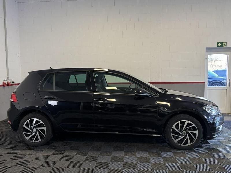 Gebraucht VW Golf VII Join 116 PS (85 kW) 2019 Schwarz Limousine