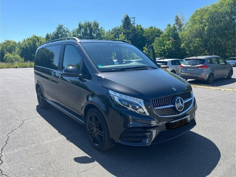 Gebraucht 2021 Mercedes V250 AMG line Van / Kleinbus | 46.900 € - Bild 1/4