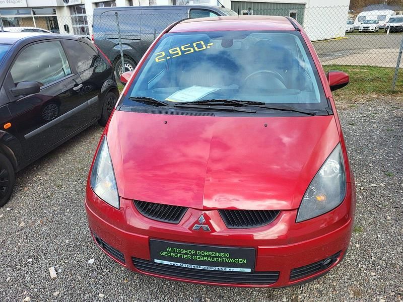 Gebraucht Mitsubishi Colt 95 PS (69 kW) 2008 Rot Kleinwagen