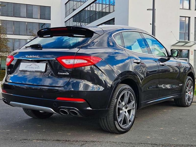 Gebraucht Maserati Levante 430 PS (316 kW) 2018 Schwarz SUV