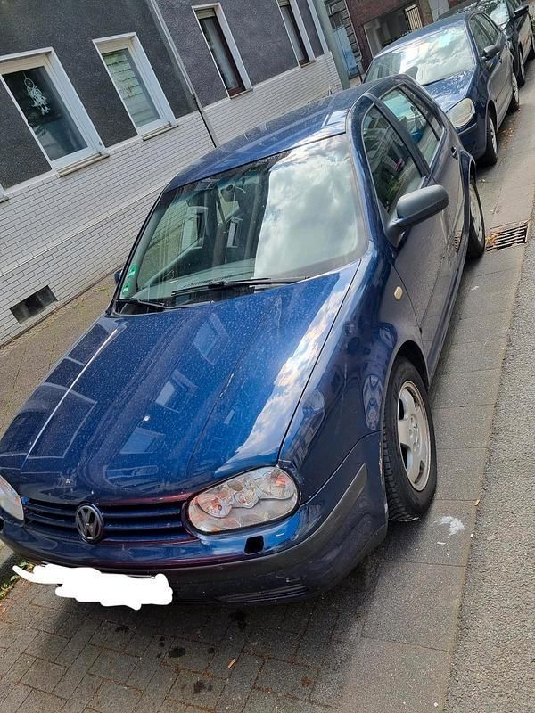 Blau Gebraucht 1998 VW Golf IV Kombi | 1.750 € (Fairer Preis) - Bild 1/4