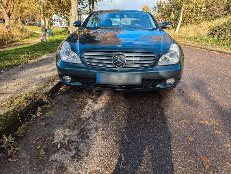 Gebraucht Mercedes CLS320 224 PS (164 kW) 2006 Grün Coupé