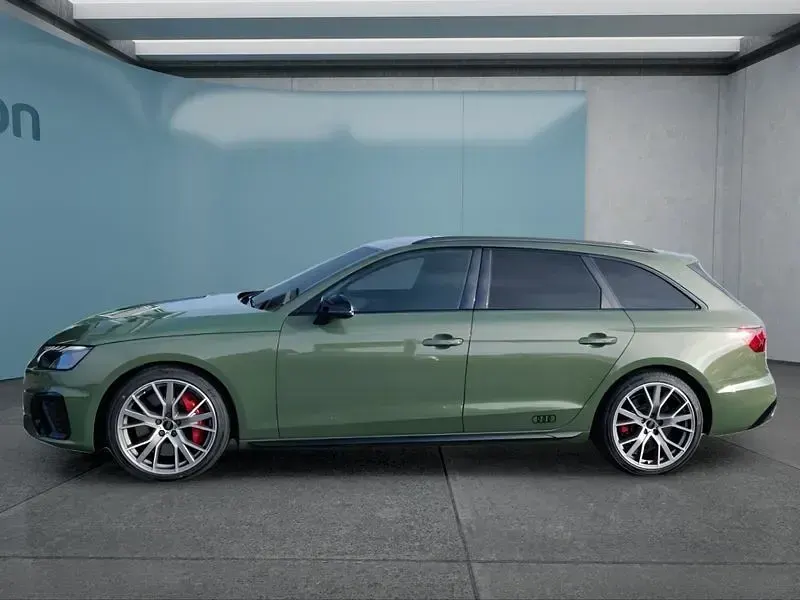 Gebraucht Audi S4 341 PS (250 kW) 2024 Grün Kombi