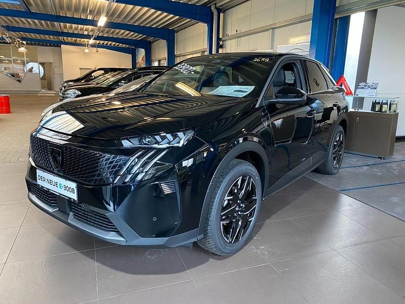 Neu Peugeot 3008 GT 136 PS (100 kW) 2025 Schwarz SUV