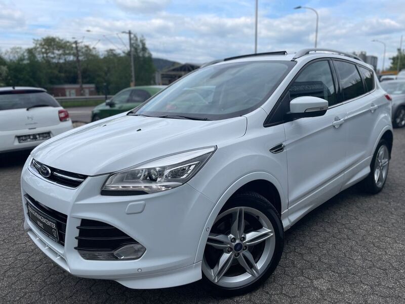 Weiß Gebraucht 2015 Ford Kuga Individual SUV | 11.990 € (Fairer Preis) - Bild 1/4
