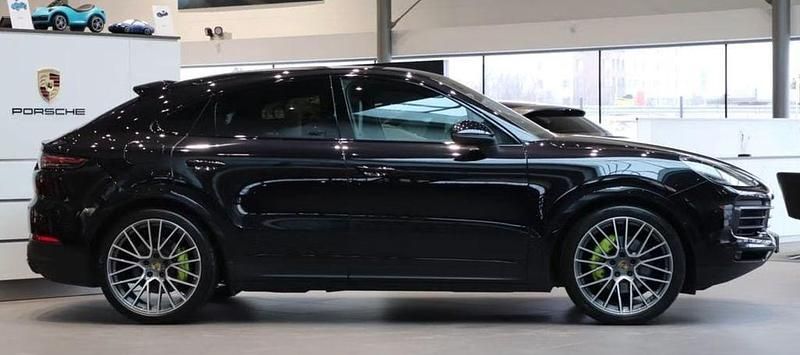 Gebraucht Porsche Cayenne Coupe 462 PS (339 kW) 2020 Tiefschwarz Coupé