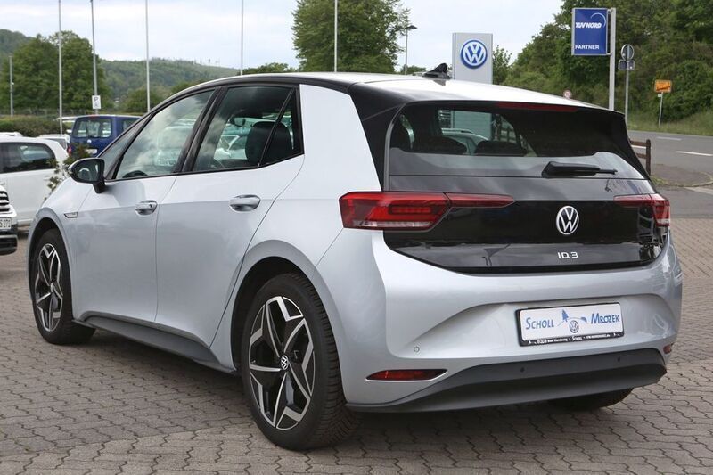 Gebraucht VW ID.3 Pro Performance 150 kW (204 PS) 2022 Scale silver (metallic) Kleinwagen