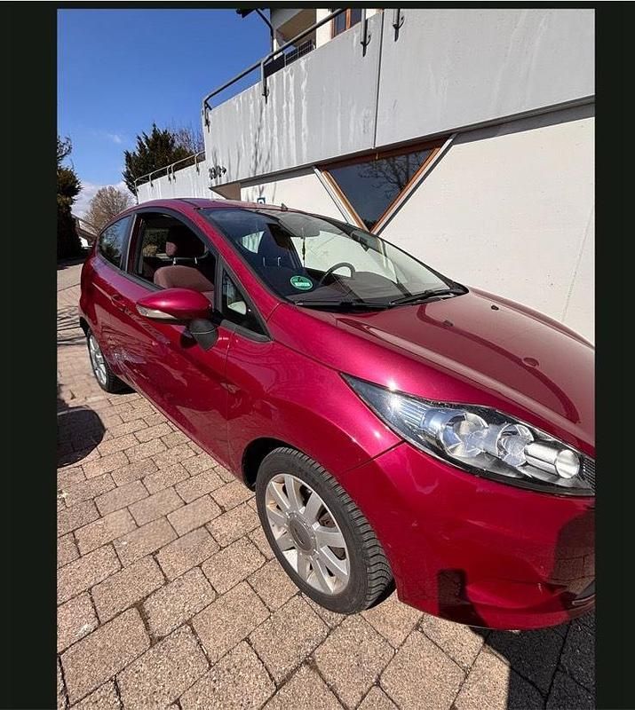 Gebraucht Ford Fiesta 82 PS (60 kW) 2010 Andere farben Kleinwagen