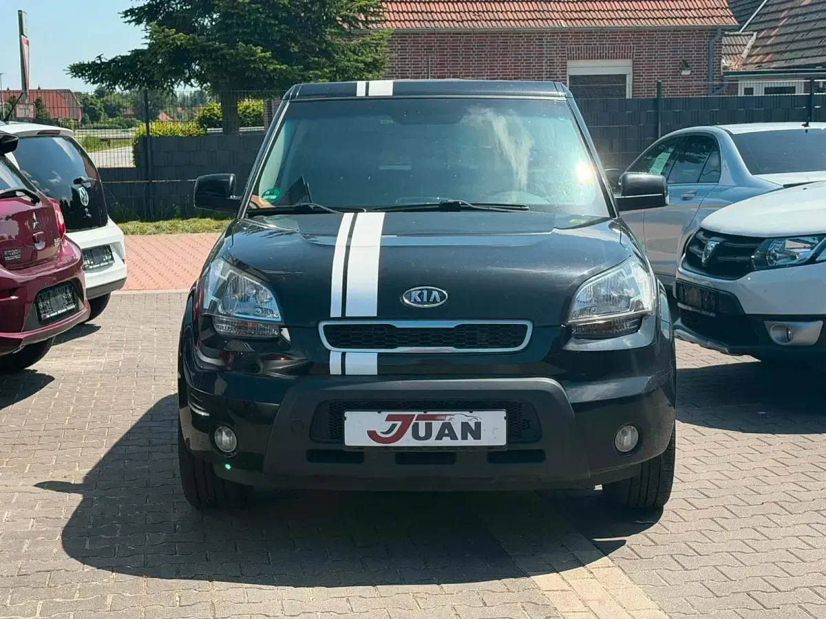 Gebraucht Kia Soul 128 PS (94 kW) 2011 Schwarz SUV