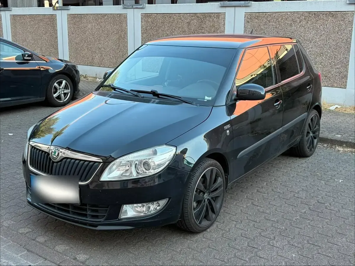 Gebraucht Skoda Fabia Family 105 PS (77 kW) 2011 Schwarz Kleinwagen