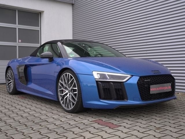 Gebraucht Audi R8 Spyder Design 540 PS (397 kW) 2016 Arablau kristalleffekt Cabrio