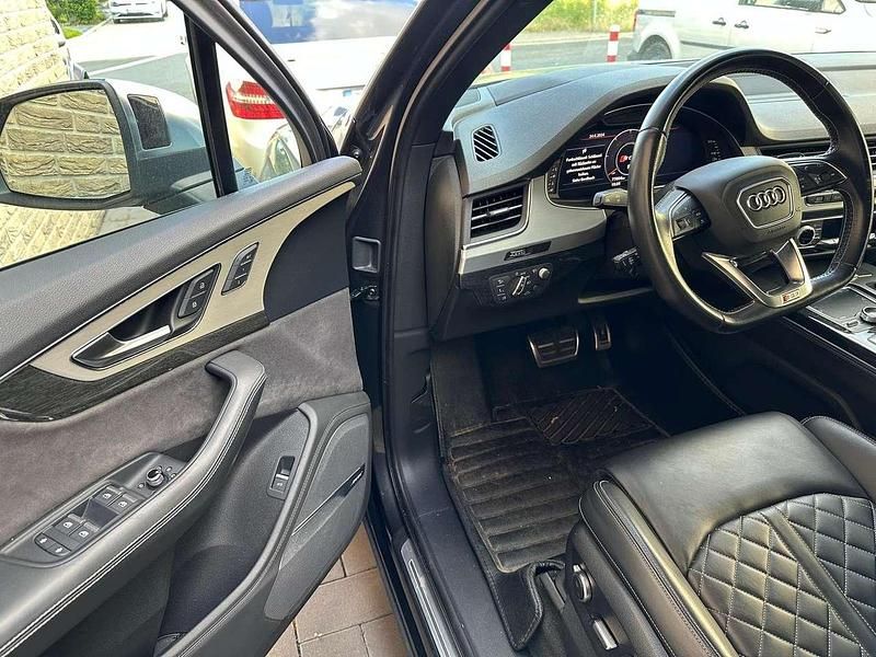 Second-hand Audi SQ7 435 CP (319 kW) 2018 Gri SUV