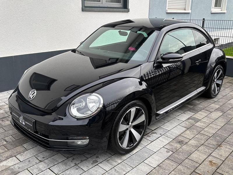 Schwarz Gebraucht 2012 VW Beetle Design Limousine | 8.450 € (Etwas zu teuer) - Bild 1/4