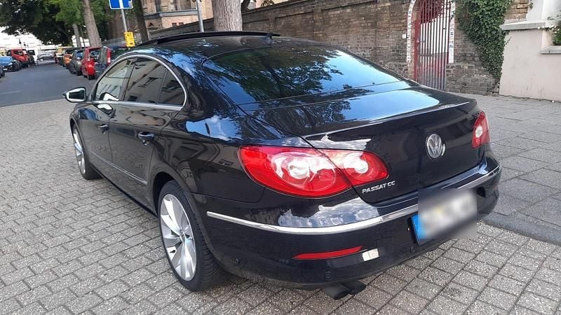 Schwarz Gebraucht 2011 VW Passat Sport Limousine | 5.300 € (Superpreis) - Bild 1/4