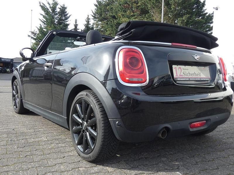 Gebraucht Mini One Cabriolet 102 PS (75 kW) 2019 Schwarz Cabrio