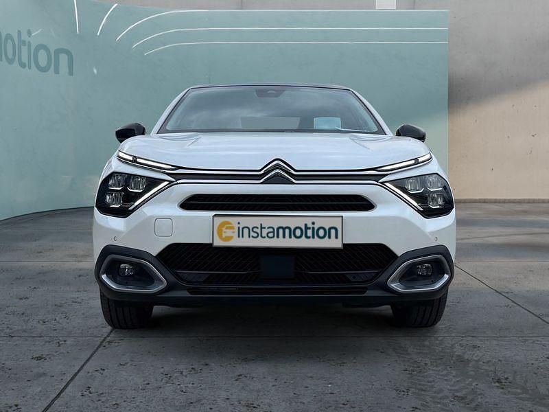 Używany Citroën e-C4 Shine 100 kW (136 KM) 2023 Biały SUV