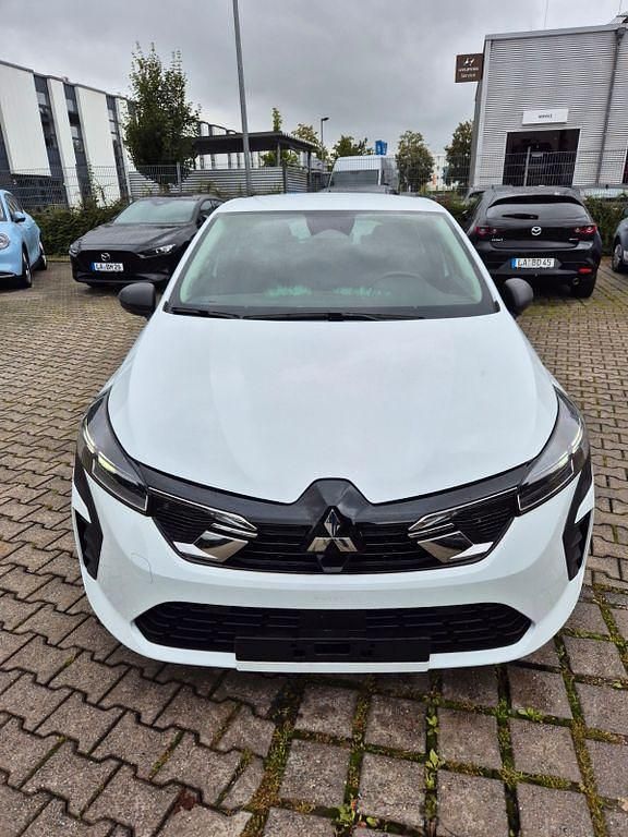 Weiß Neu 2025 Mitsubishi Colt Basis Limousine | 16.990 € (Fairer Preis) - Bild 1/4