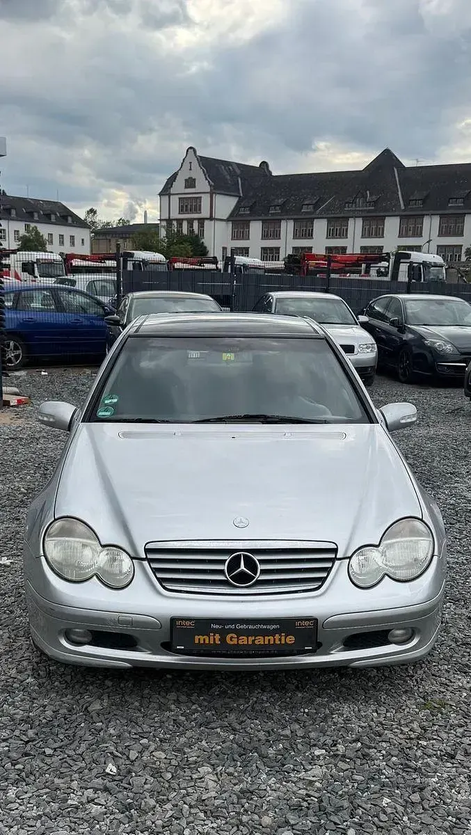 Gebraucht Mercedes CL200 163 PS (119 kW) 2001 Silber Coupé