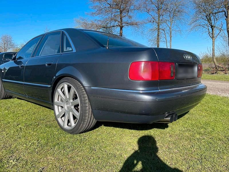 Second-hand Audi A8 224 CP (164 kW) 2002 Gri Berlinǎ