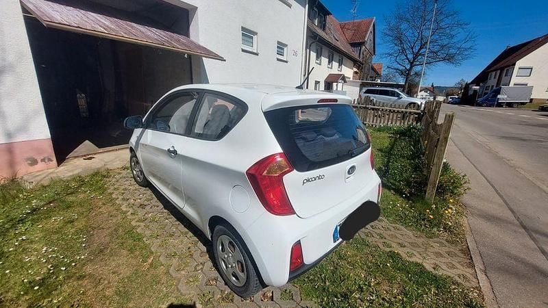 Gebraucht Kia Picanto Attract 67 PS (49 kW) 2015 Weiß Kleinwagen