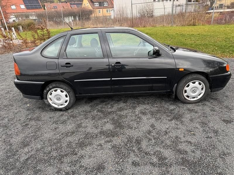 Gebraucht VW Polo Classicline 75 PS (55 kW) 1998 Schwarz Limousine