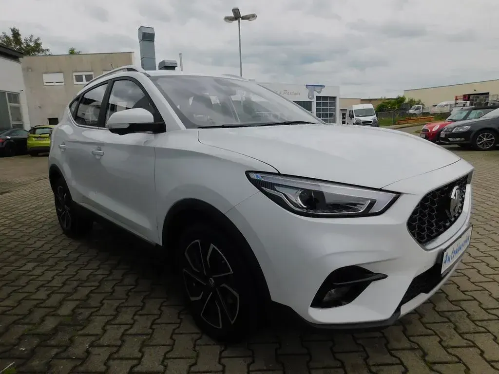 Gebraucht MG ZS Luxury 111 PS (81 kW) 2024 Weiß SUV