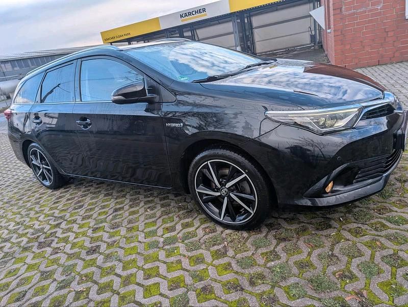 Gebraucht Toyota Auris Hybrid 136 PS (100 kW) 2016 Schwarz Kombi