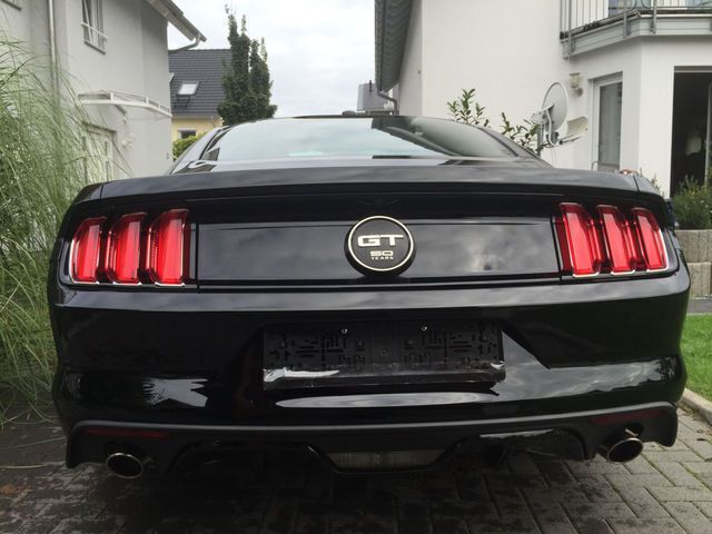Gebraucht Ford Mustang GT 600 PS (441 kW) 2016 Schwarz metallic Coupé