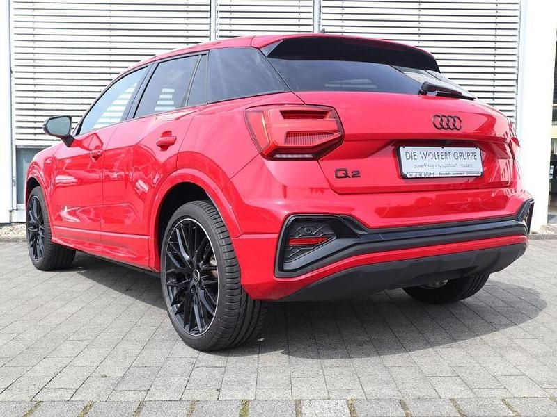 Gebraucht Audi Q2 S-Line 150 PS (110 kW) 2024 Progressivrot metallic SUV