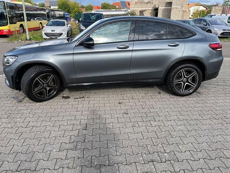 Grau Gebraucht 2020 Mercedes GLC220 Coupé | 42.500 € (Fairer Preis) - Bild 1/4