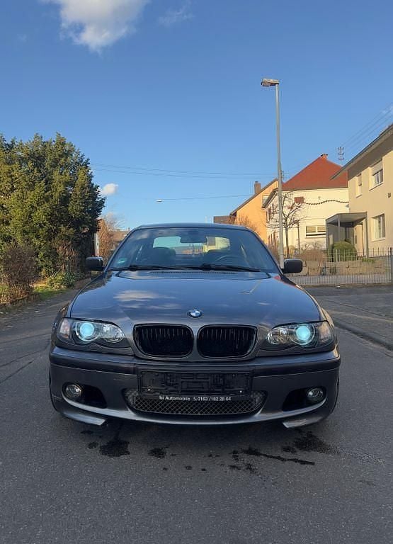 Gebraucht BMW 320 M Sport 170 PS (125 kW) 2002 Grau Limousine