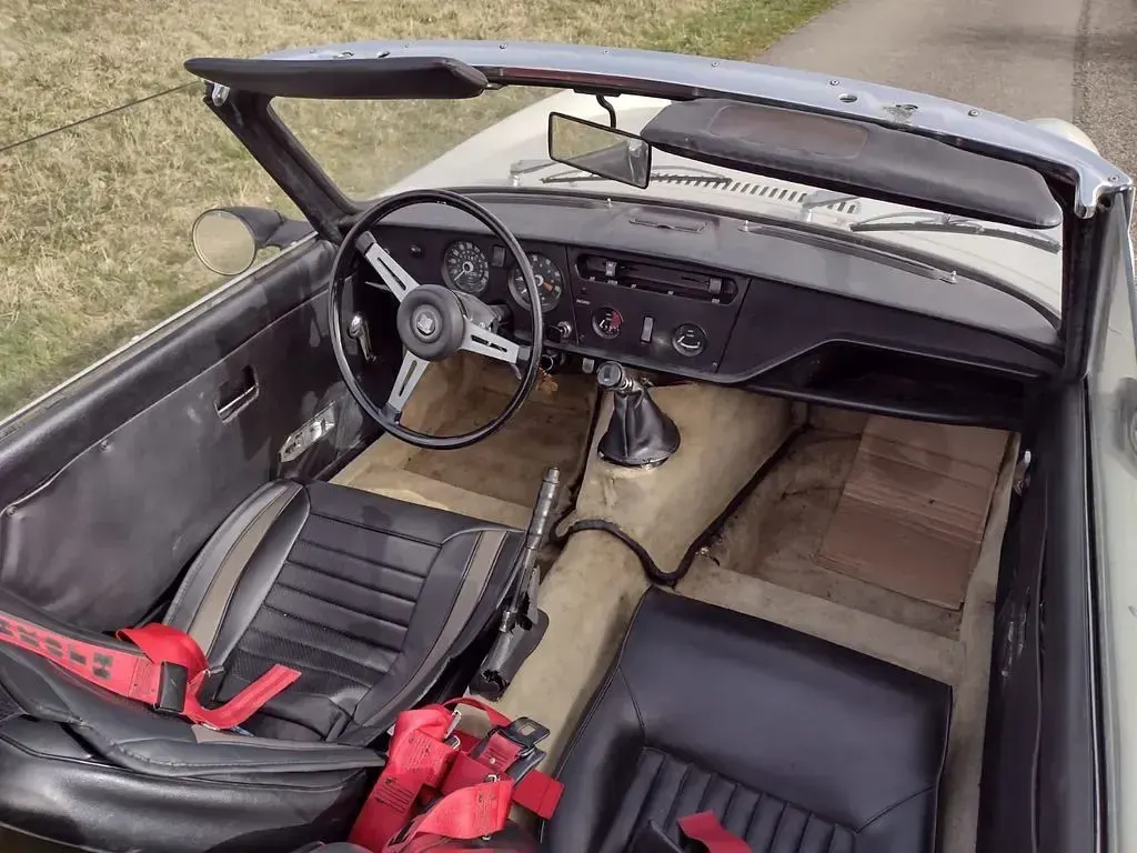 Gebraucht Triumph Spitfire 64 PS (47 kW) 1972 Weiß Cabrio