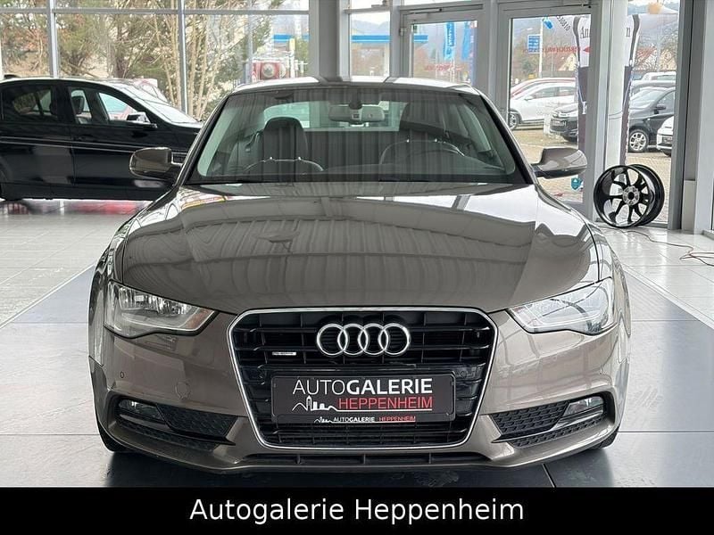 Gebraucht Audi A5 Comfort 177 PS (130 kW) 2015 Grau Coupé